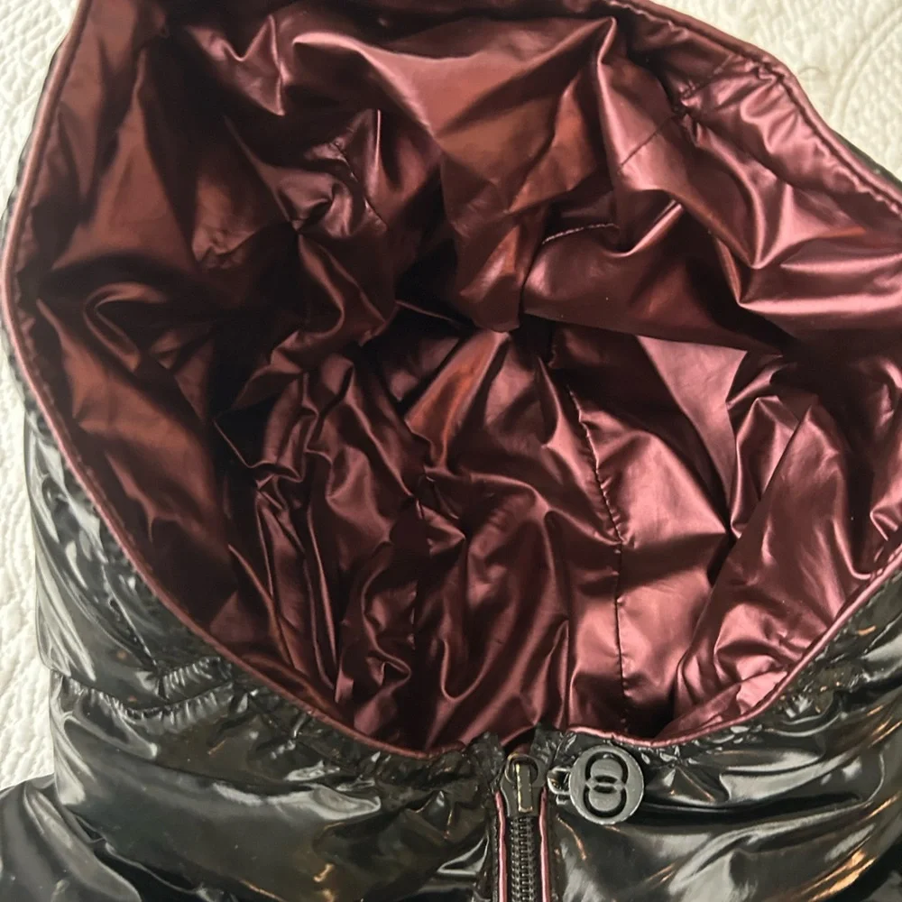 Cozy Coop Metallic Piping Jacket in Black/Ruby. Shiny black puffer size 7 Great!
